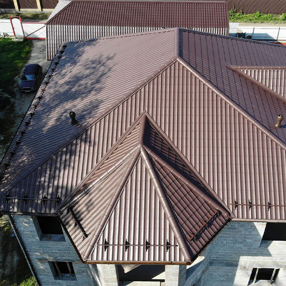 Монтаж сложной крыши и кровли в Лузе и Кировской области